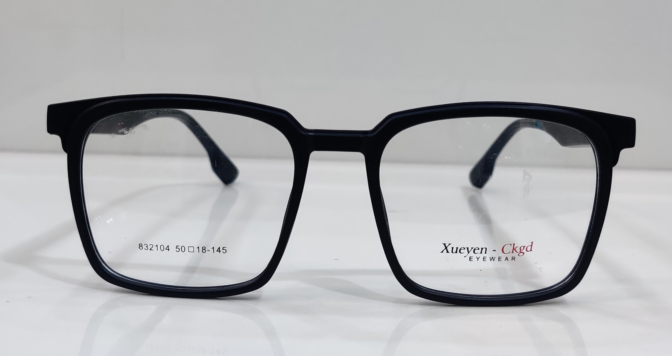 Eyeglasses