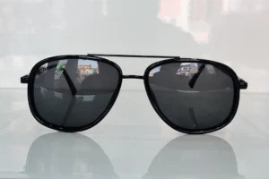 Black Metal Rim Master Aviator Sunglasses
