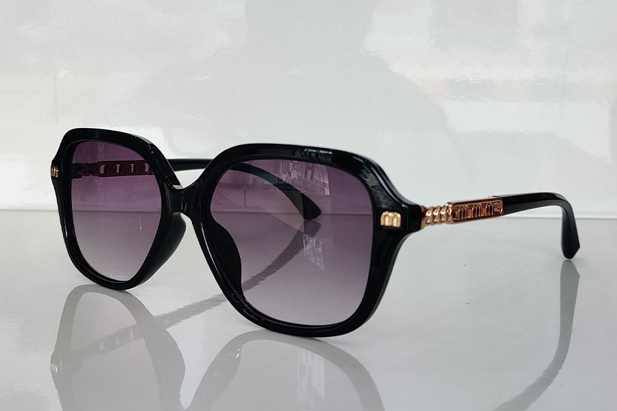 Black Gradient Lenses